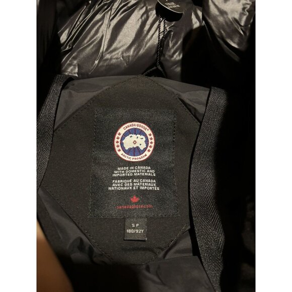 Canada Goose Black Erickson Parkas - Picture 4 of 6